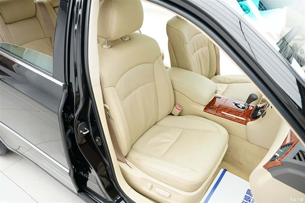 Toyota Crown, 2007 13