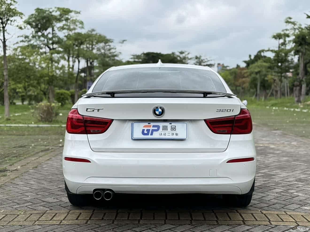 BMW 3 Series, 2018 все фото