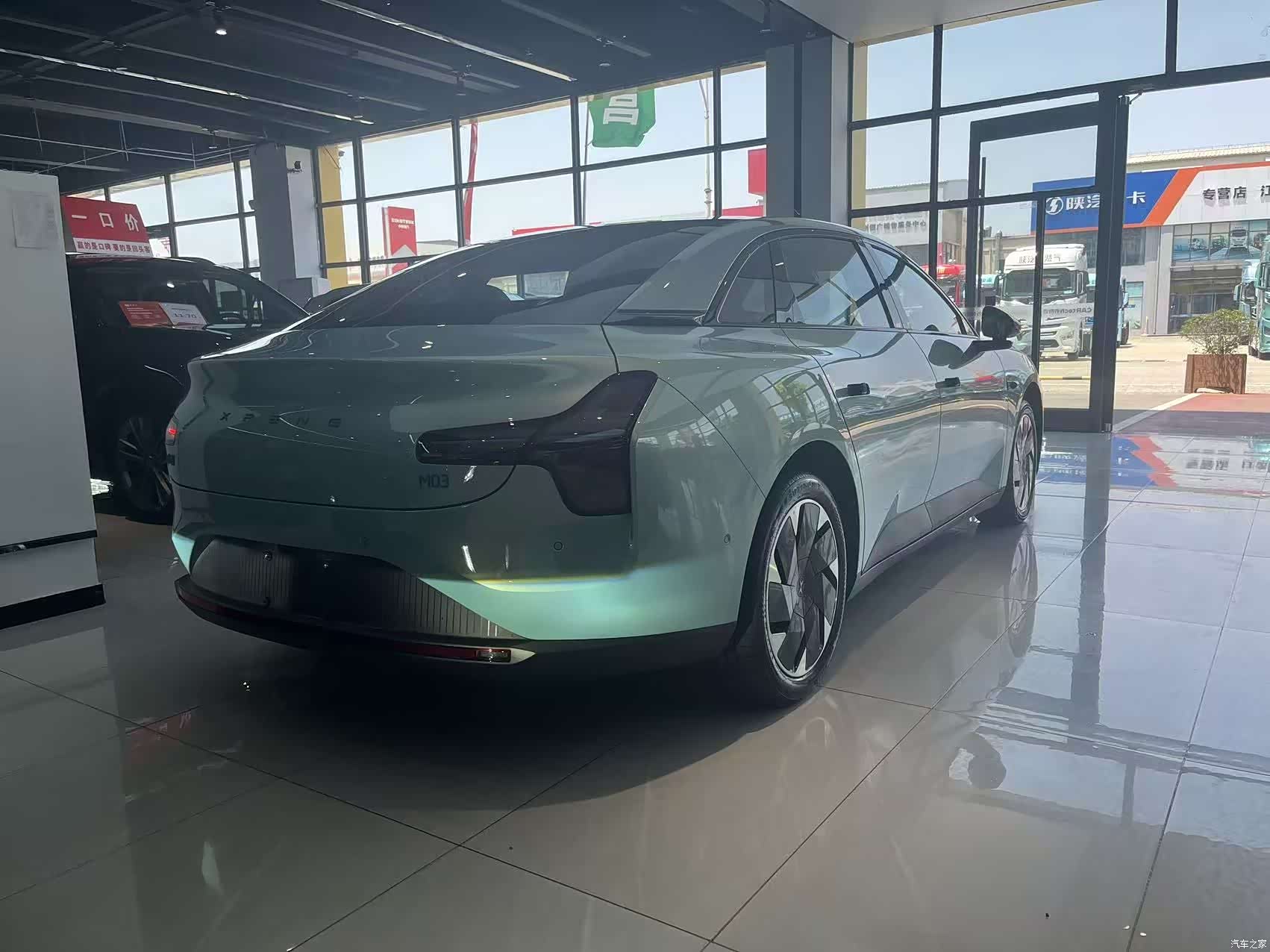Xpeng Mona M03, 2025 9