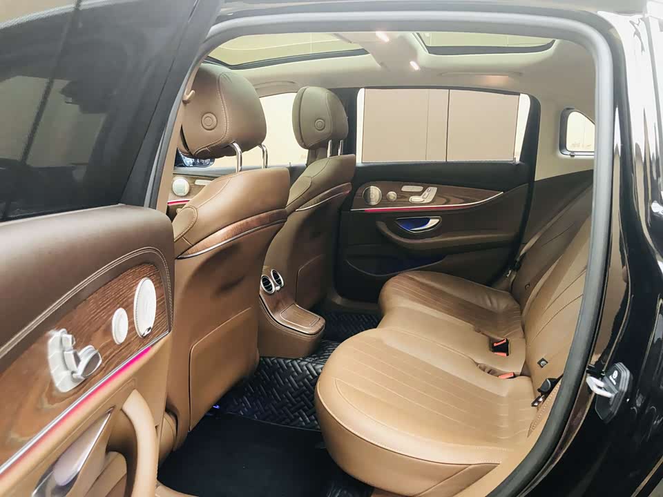 Mercedes-Benz E-class Mercedes-Benz E-class