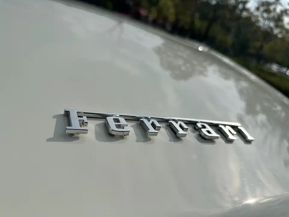 Ferrari California T