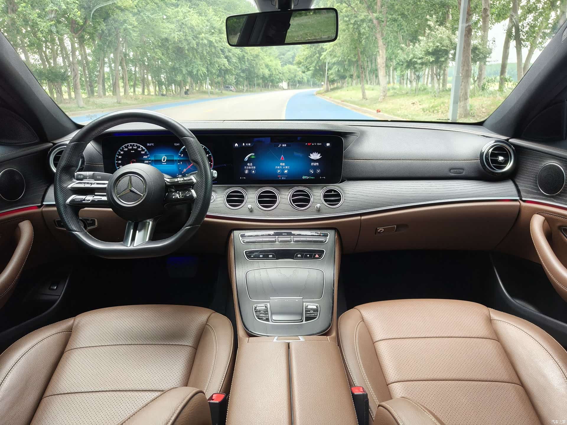 Mercedes-Benz E-Class, 2021 12