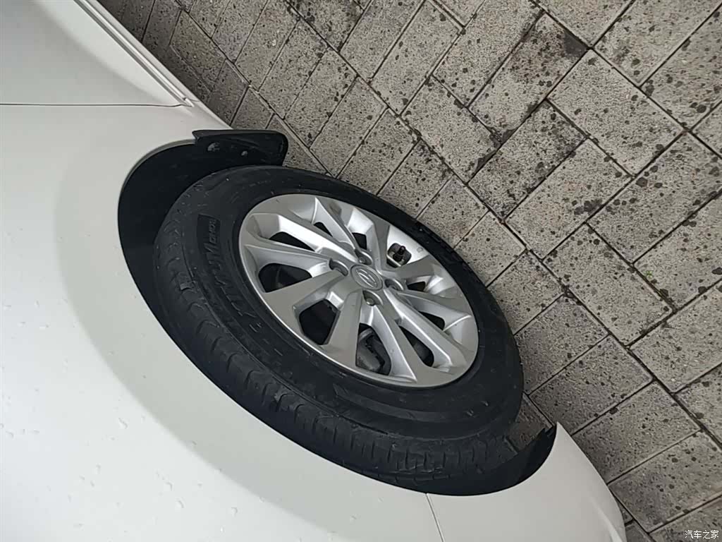 Hyundai GLS, 2017 23