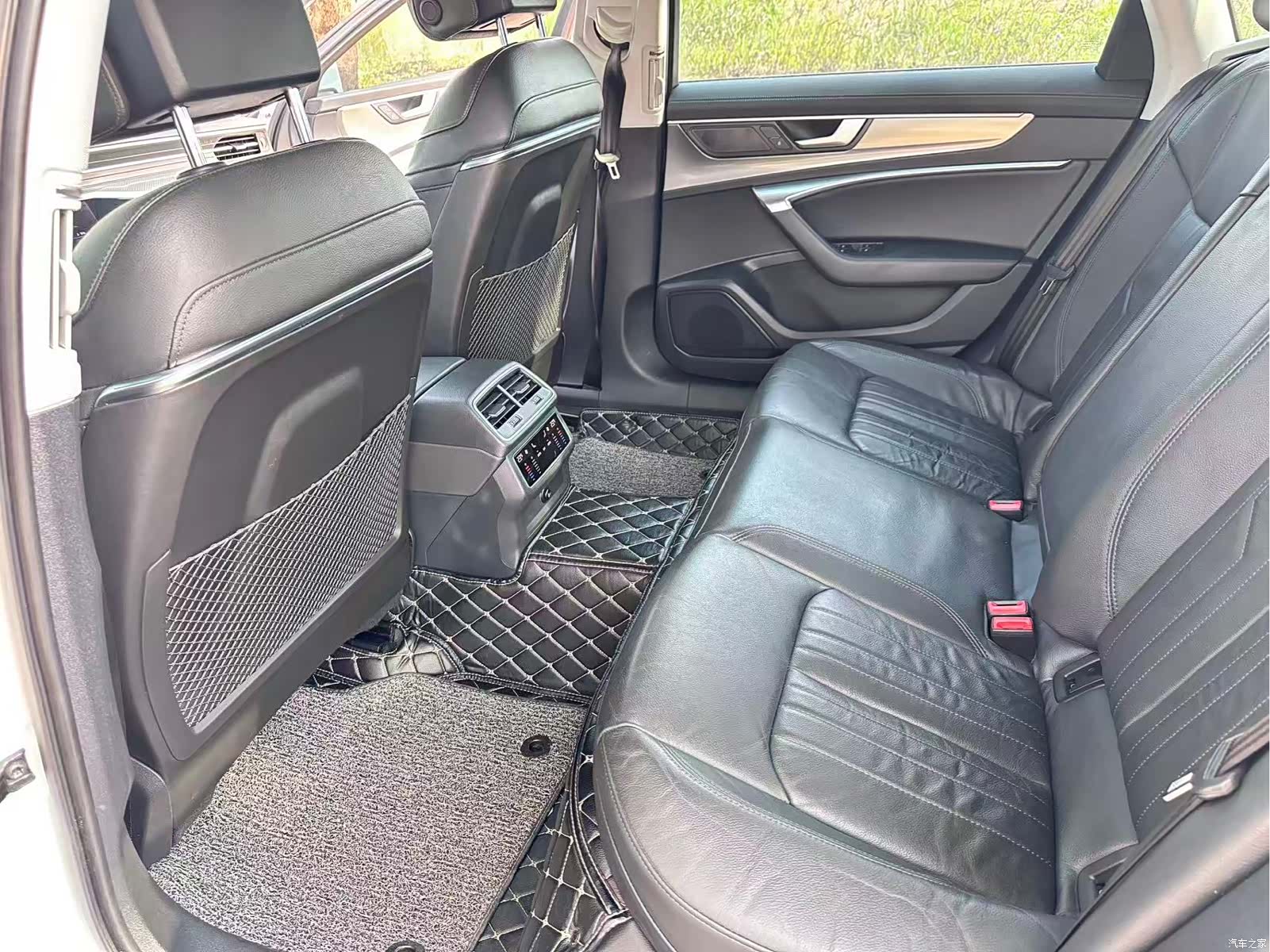 Audi A6L, 2020 10