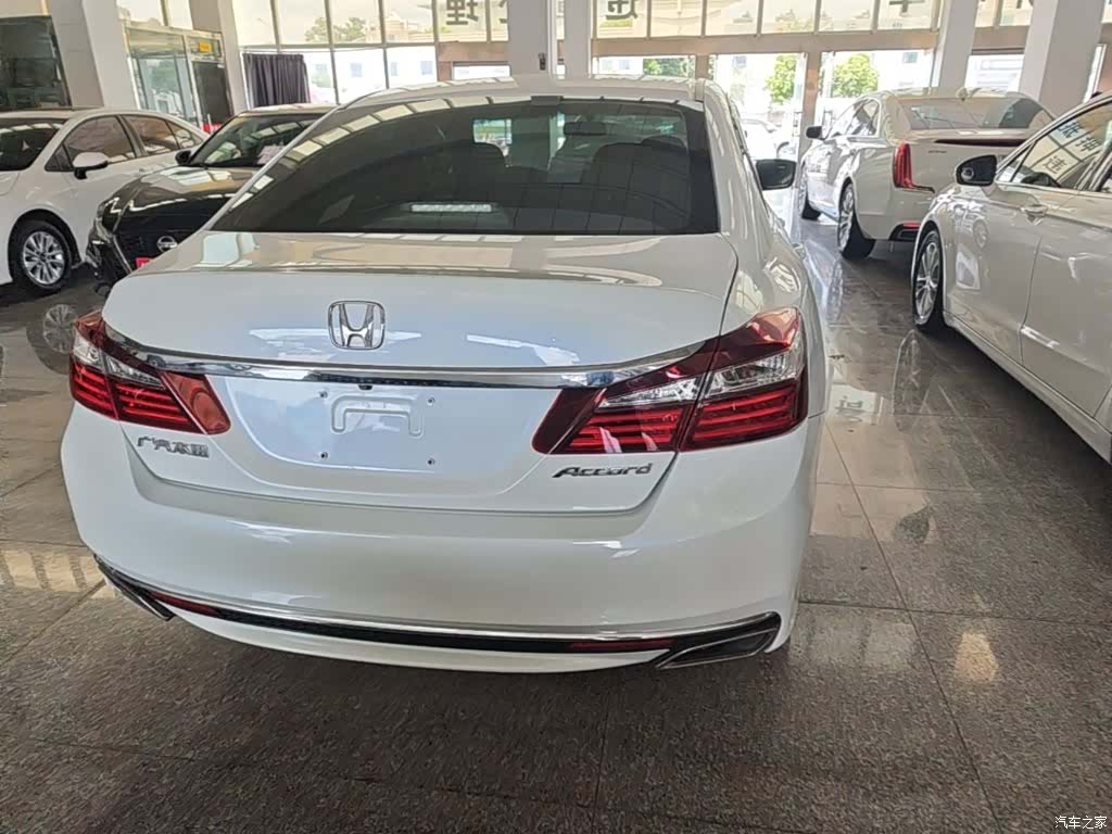 Honda Accord, 2017 6