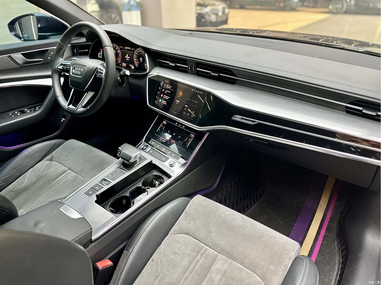 Audi A6L, 2022 все фото