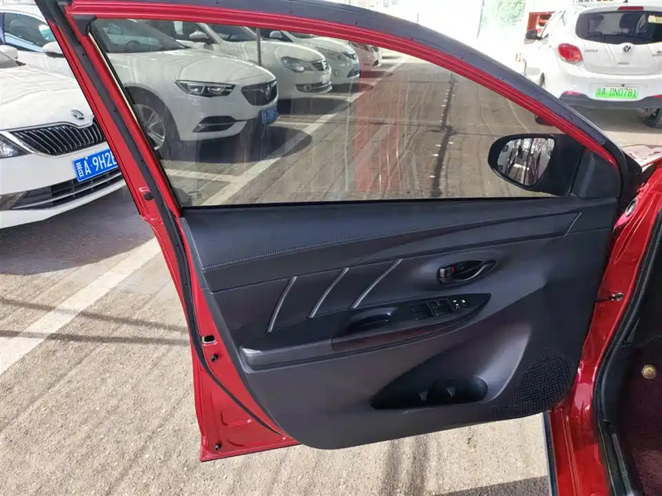 Toyota YARiS L Zhixuan