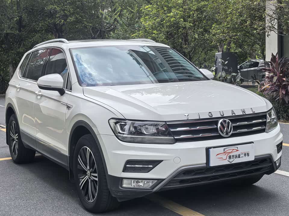 Volkswagen Tiguan L