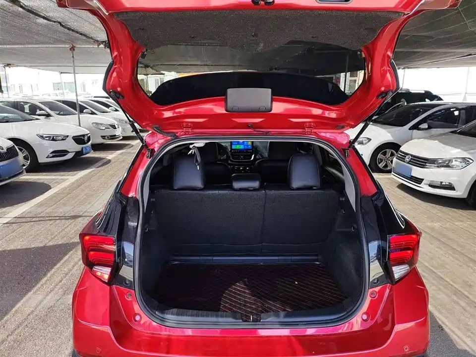 Toyota YARiS L Zhixuan