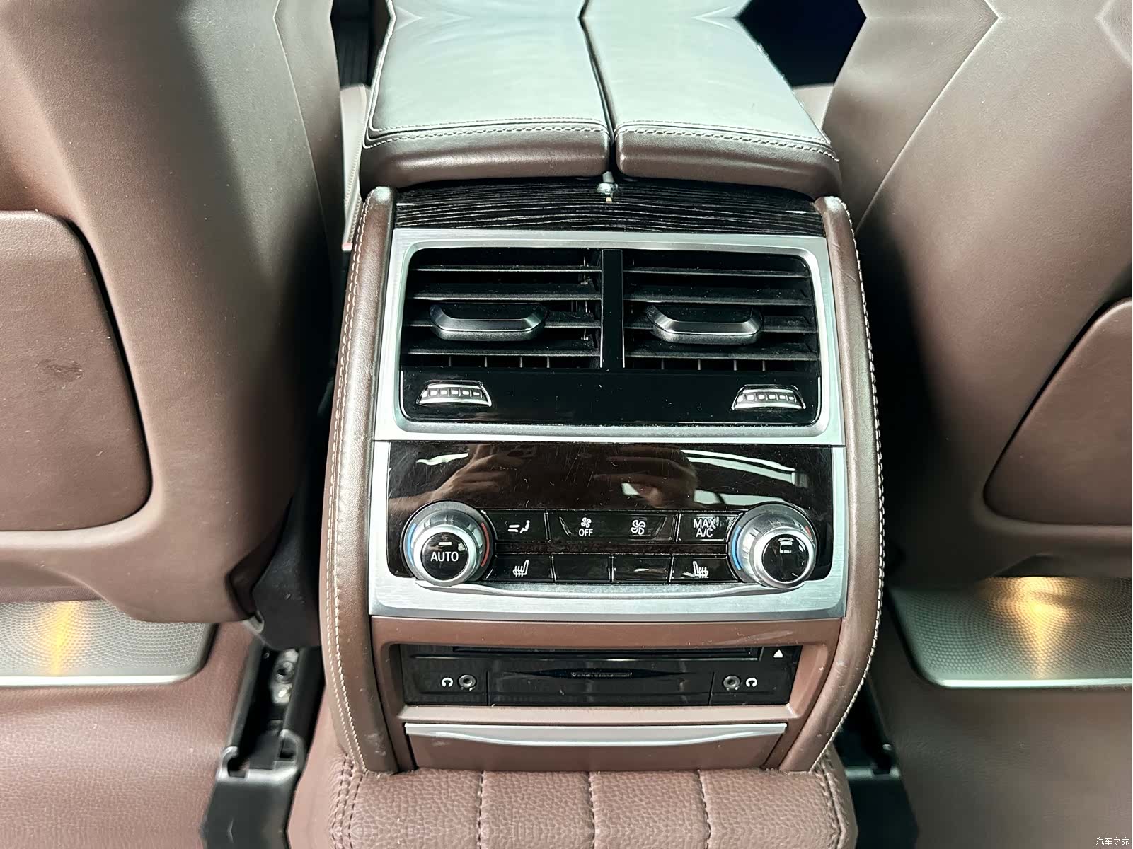 BMW 7 Series, 2017 11