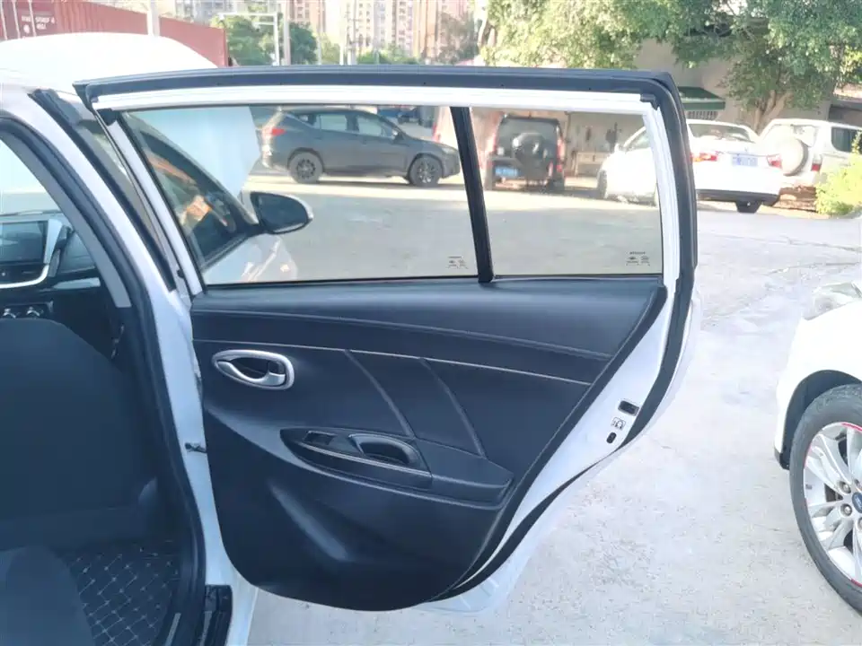 Toyota YARiS L Zhixuan