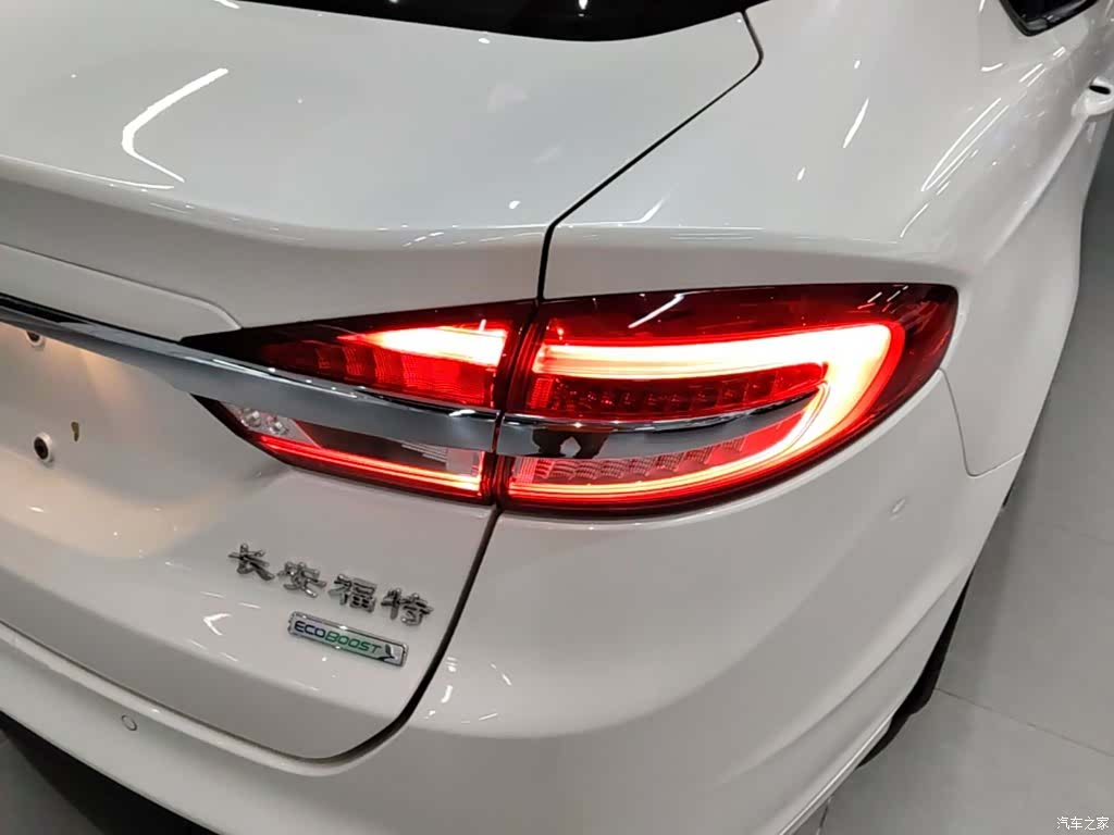 Ford Mondeo, 2018 8