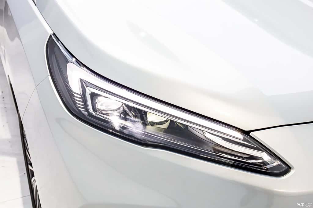 Buick GL8, 2025 33