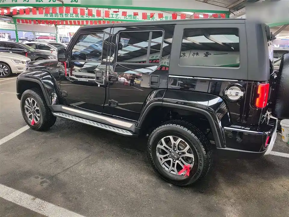 Beijing BJ40