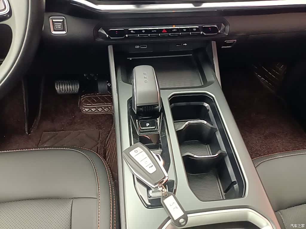 Geely Haoyue, 2024 14