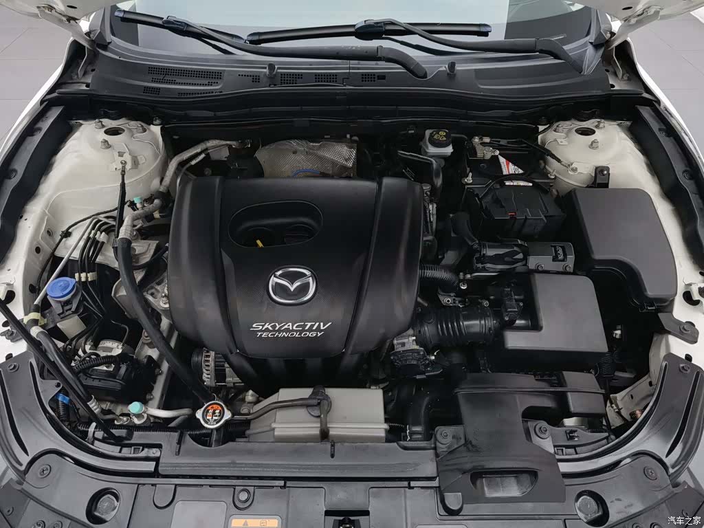 Mazda Mazda3, 2016 6