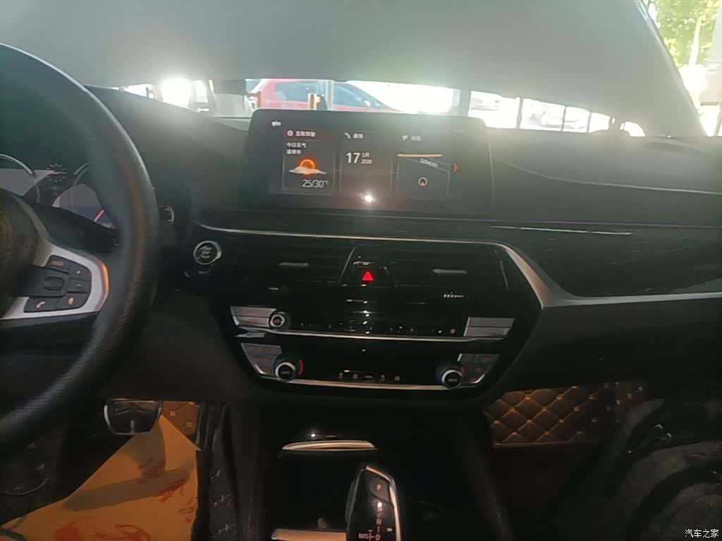 BMW 5 Series, 2018 13