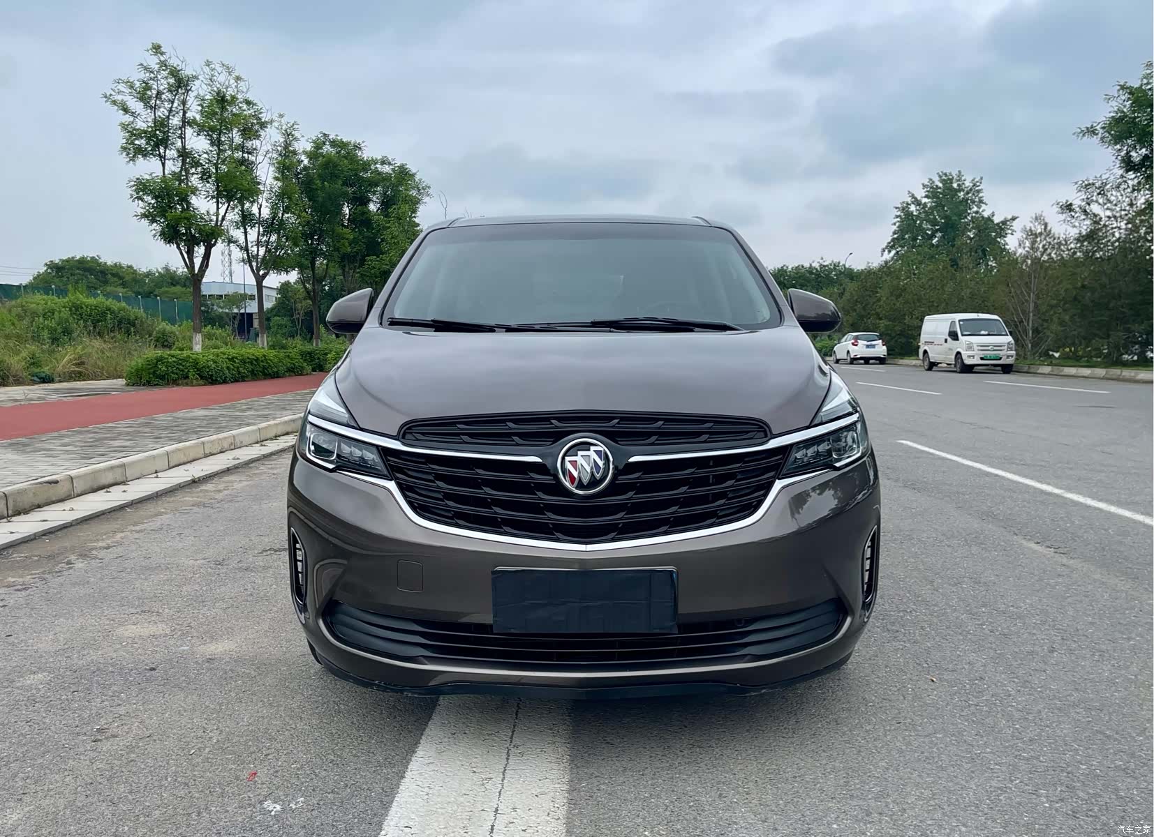 Buick GL8, 2022 2