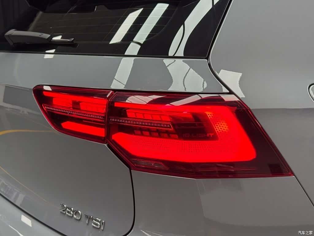 Volkswagen Golf, 2023 20