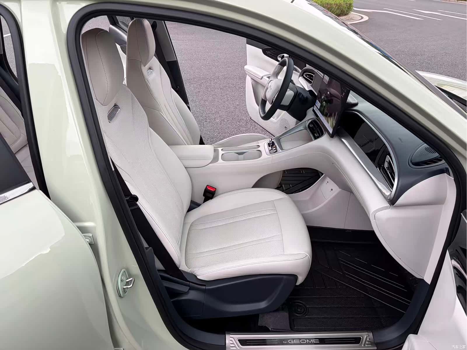 Geely Xingyuan, 2024 10