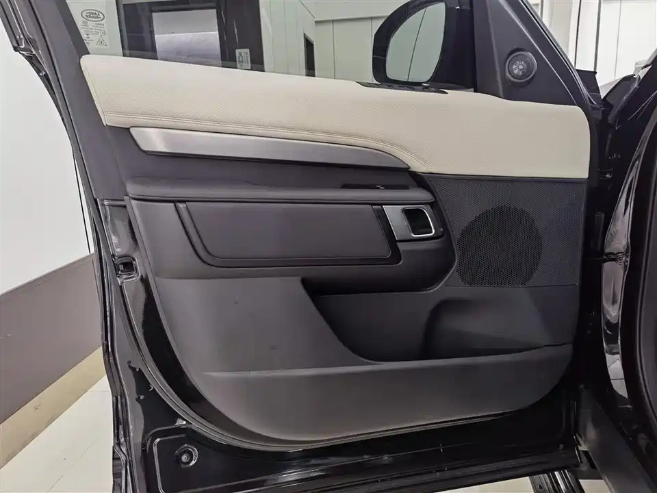 Land Rover discover