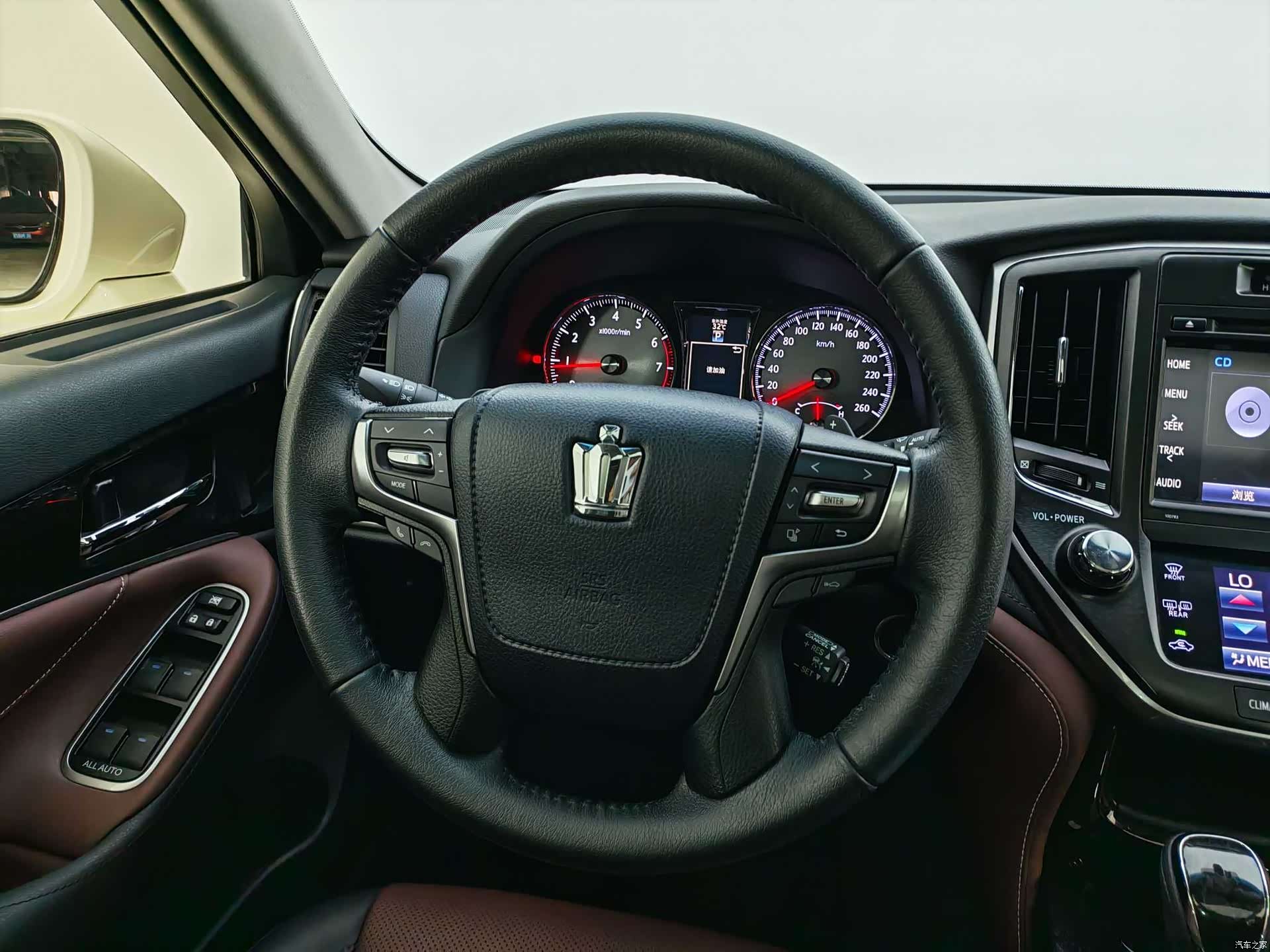 Toyota Crown, 2018 20