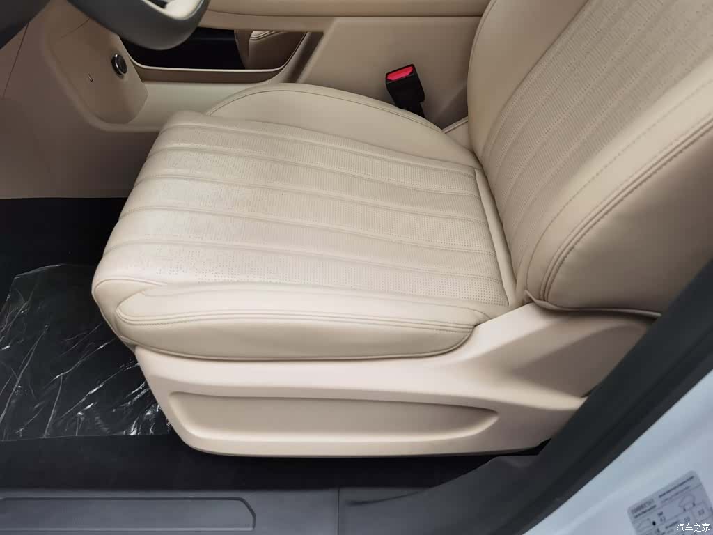 Jetour L7, 2025 20
