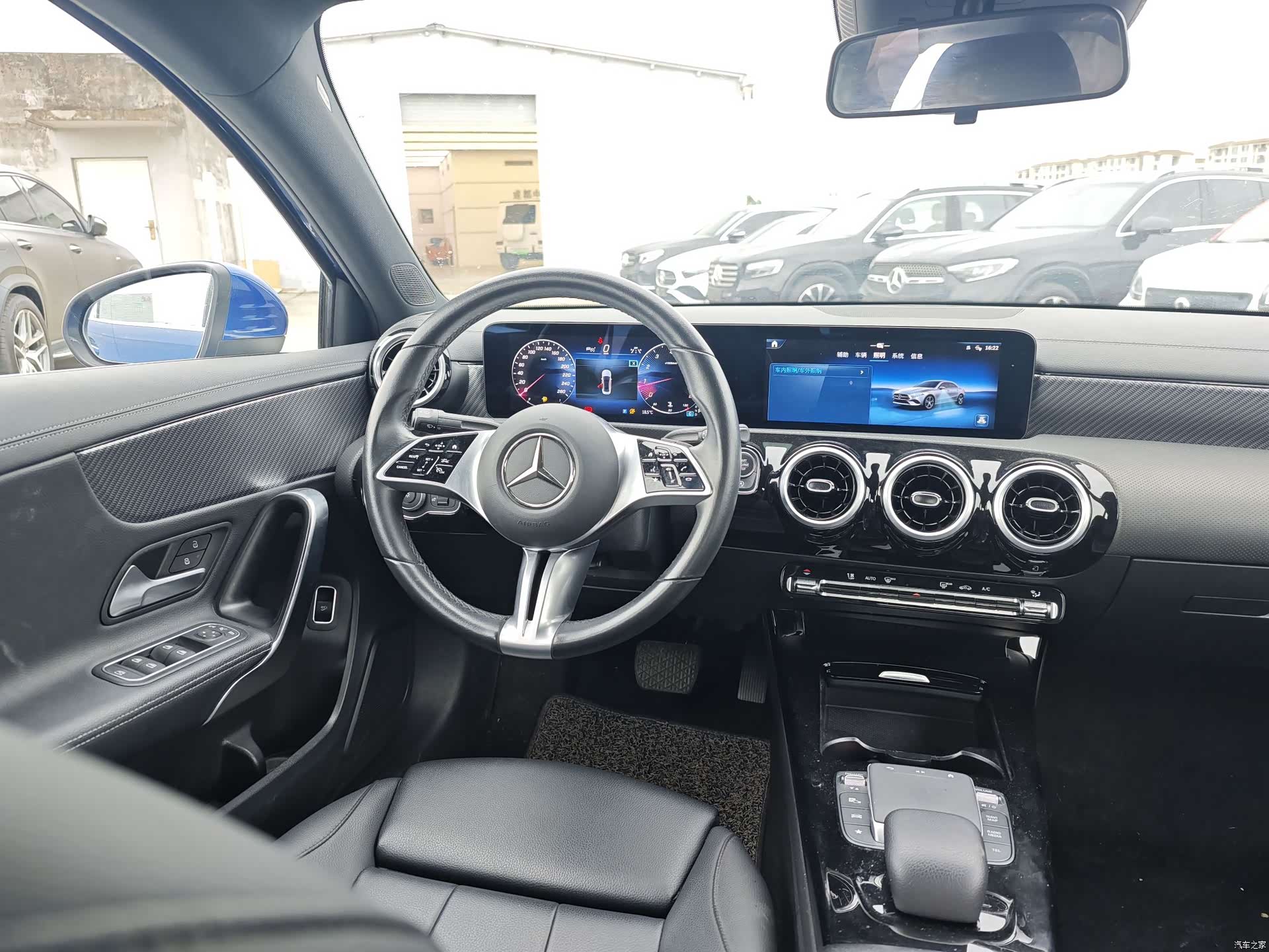 Mercedes-Benz A-Class, 2023 13