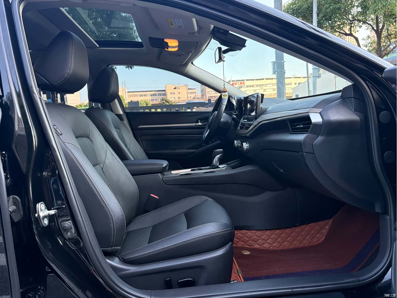 Nissan Teana, 2022 16