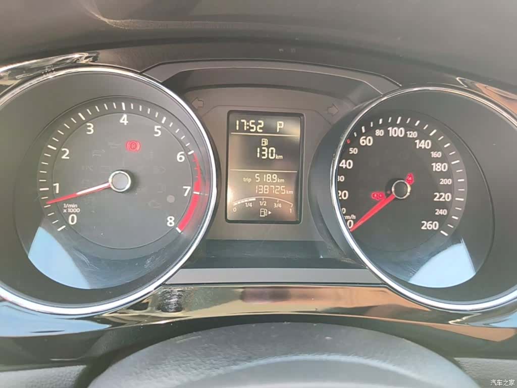 Volkswagen Sagitar, 2016 8