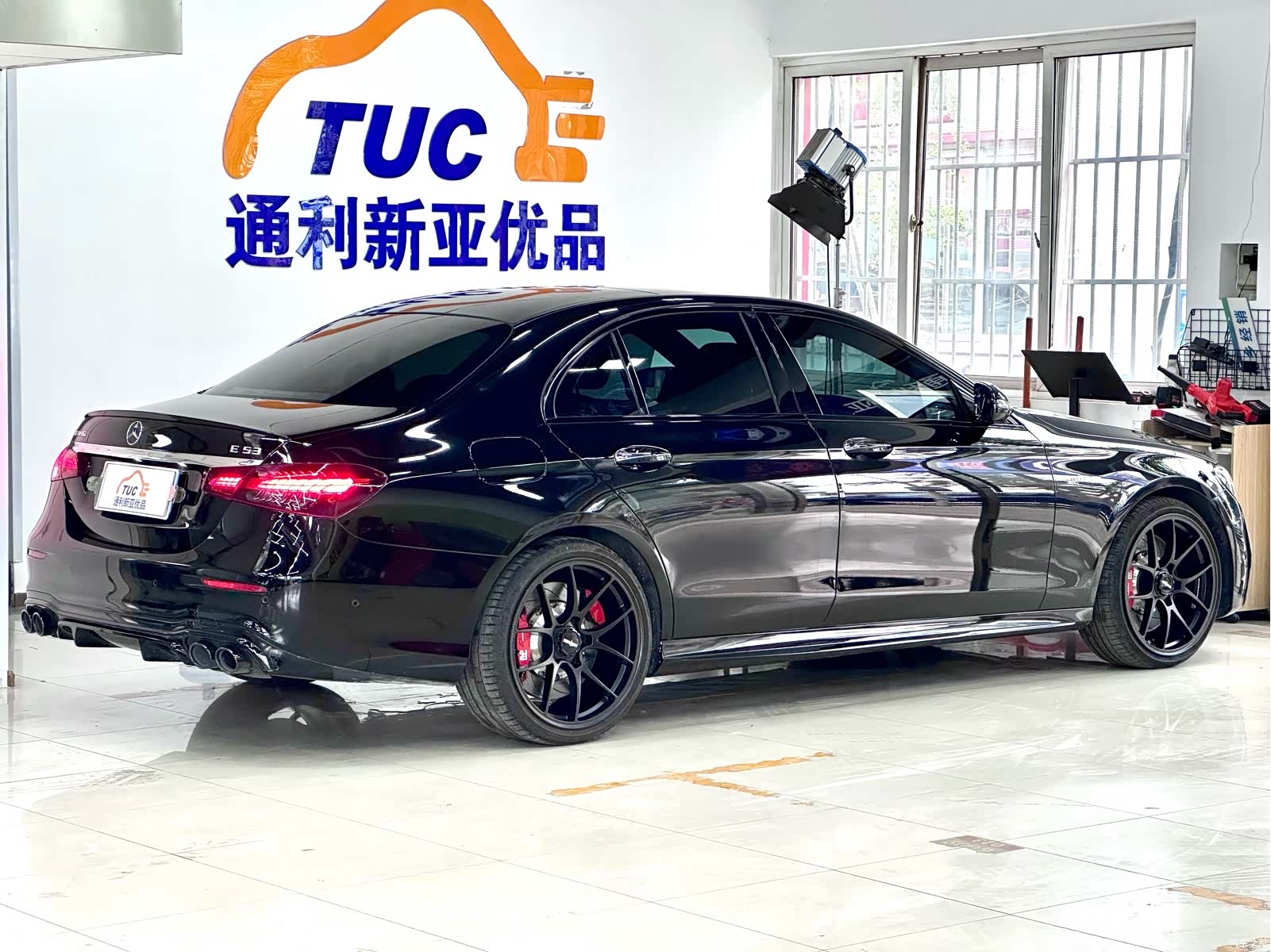 Mercedes-Benz E-Class, 2023 8