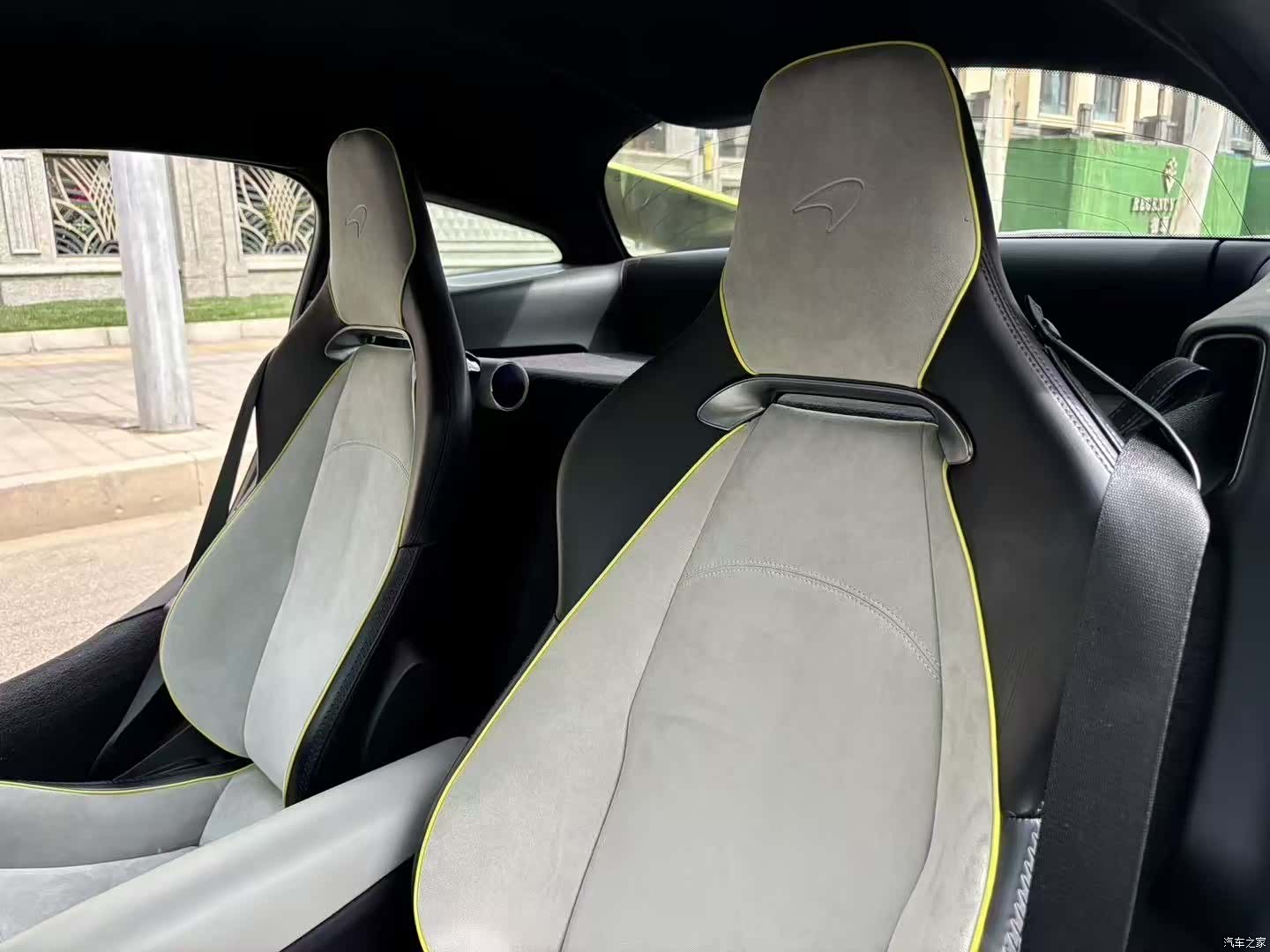 McLaren Artura, 2023 8