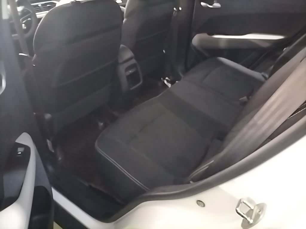 Wuling 510, 2020 17