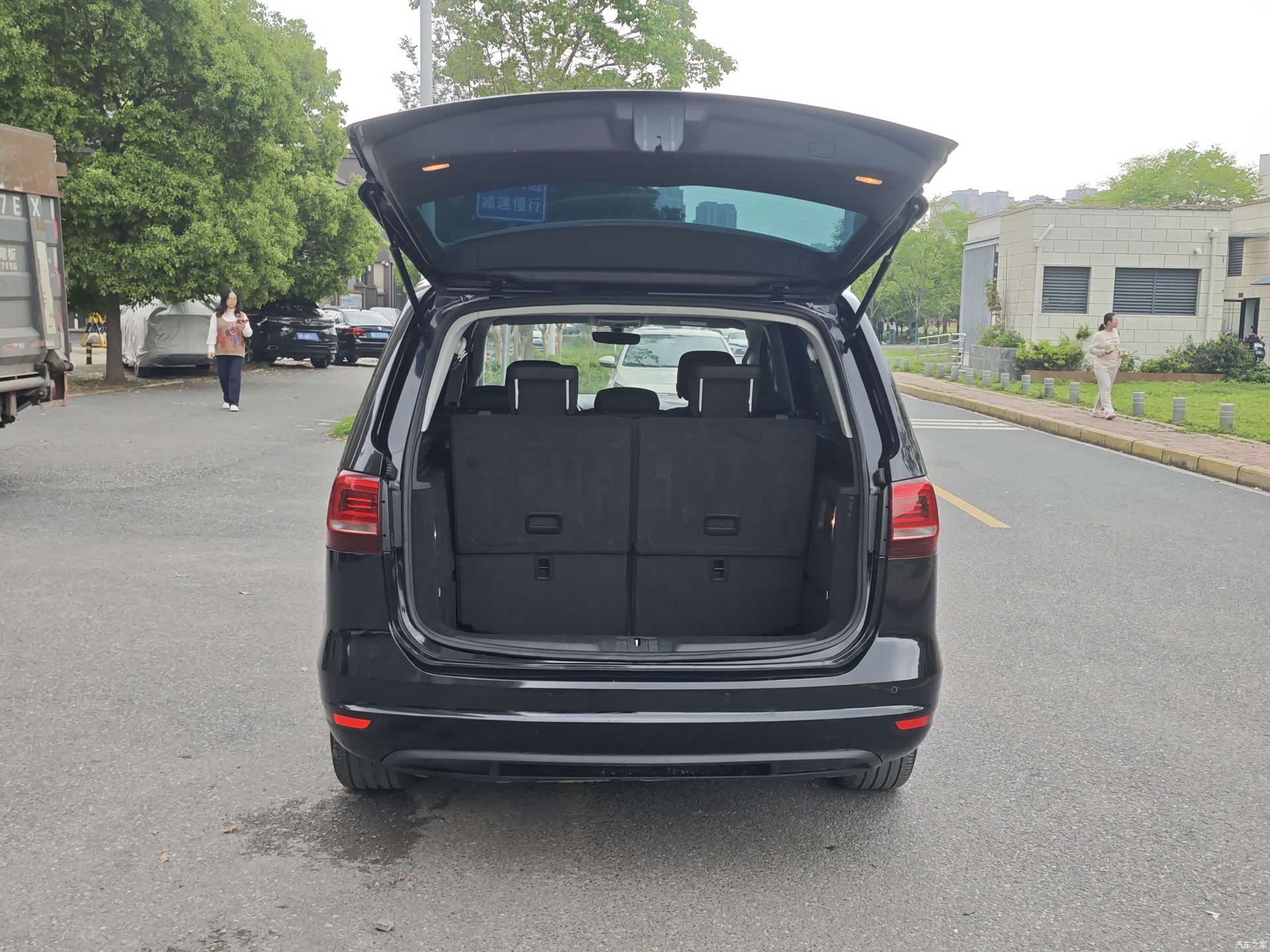 Volkswagen Xia, 2017 10