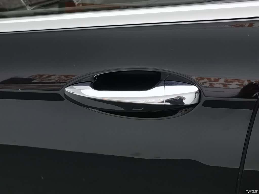 Mercedes-Benz E-Class, 2021 18