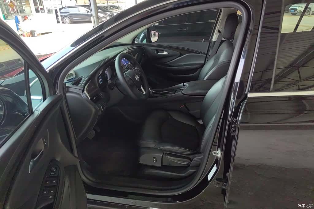 Buick Envision Plus, 2021 9