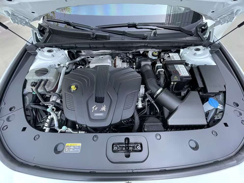 Hongqi H6