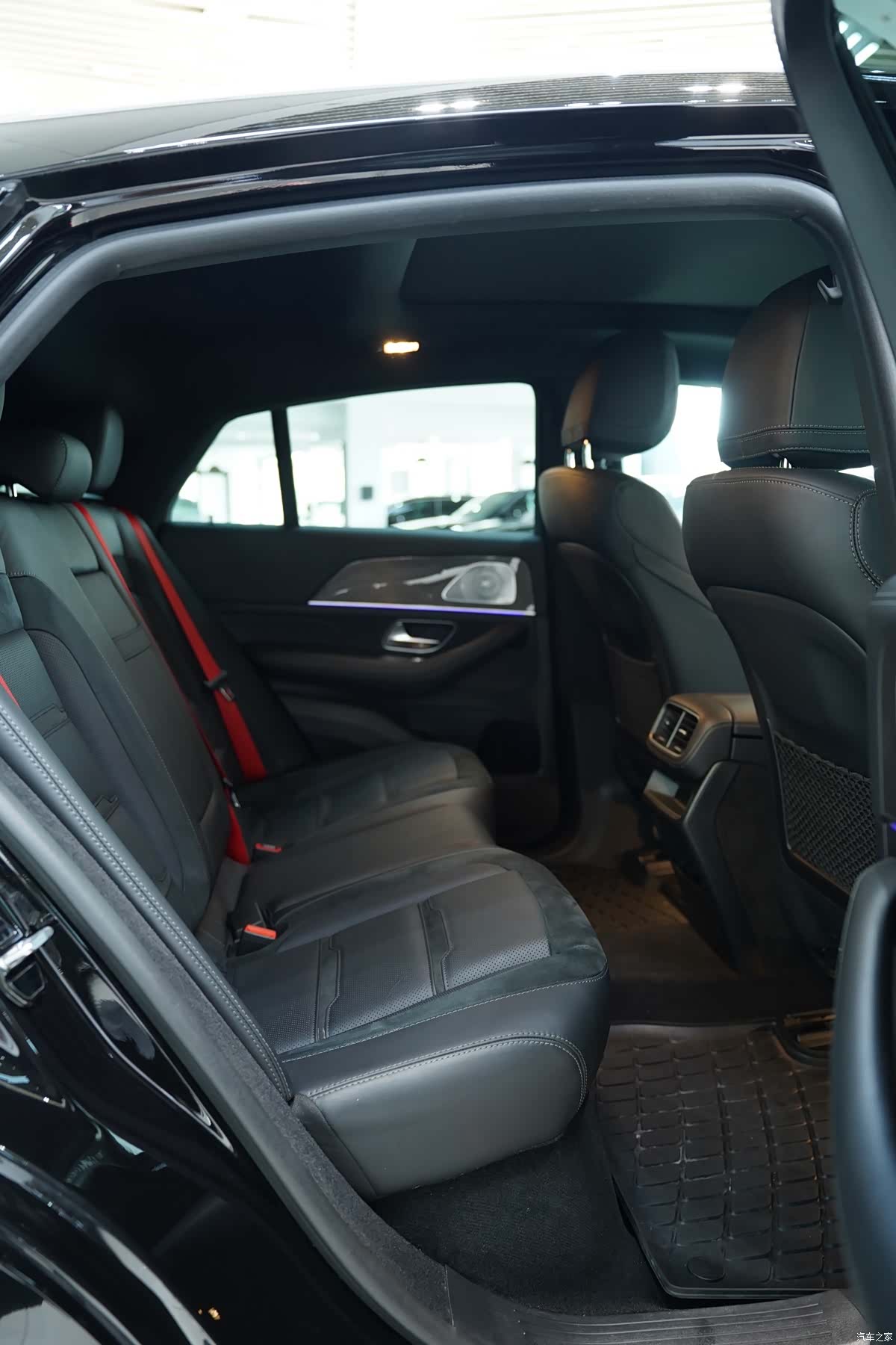 Mercedes-Benz GLE, 2021 13