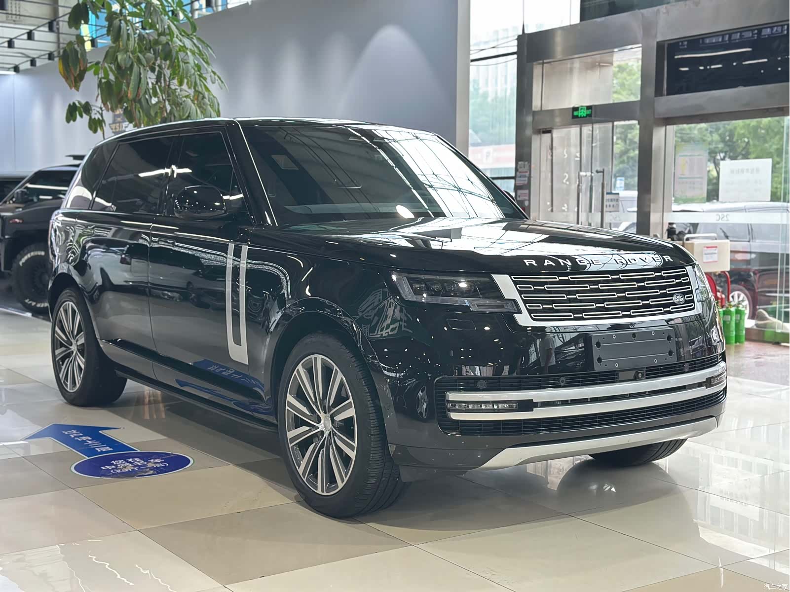 Land Rover Range Rover, 2025 4