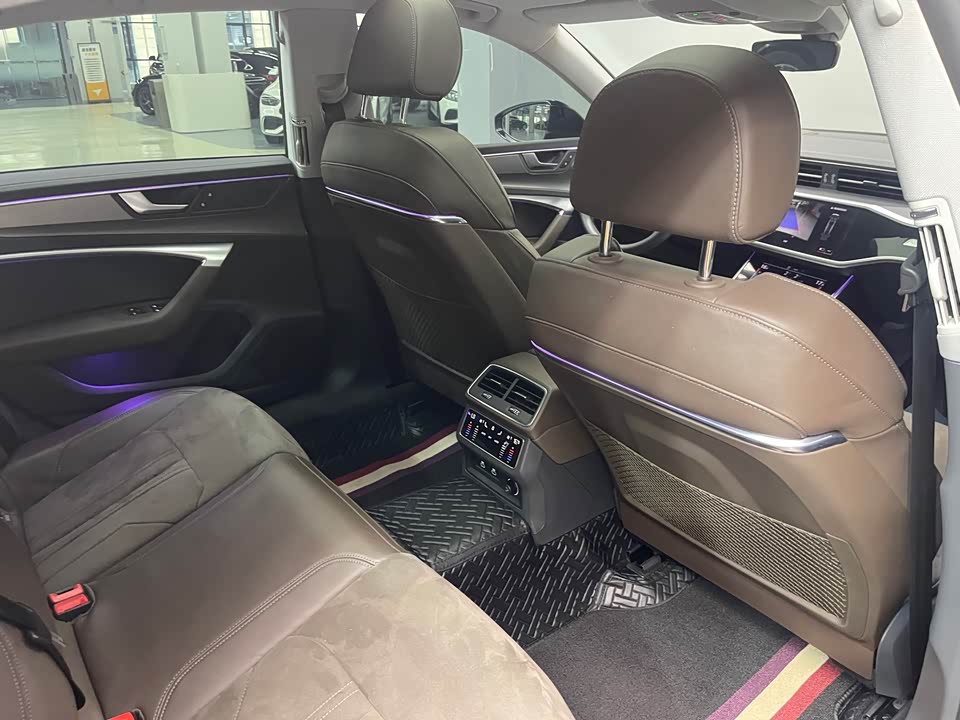 Audi A7L Audi A7L