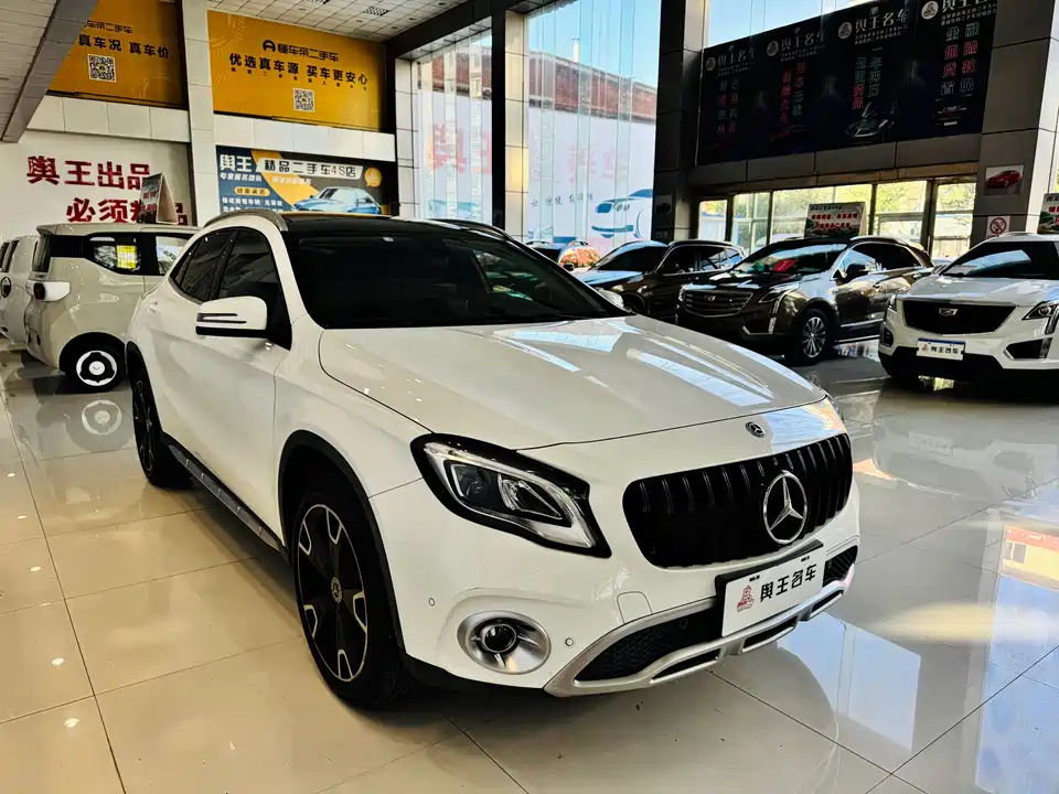 Mercedes-Benz GLA
