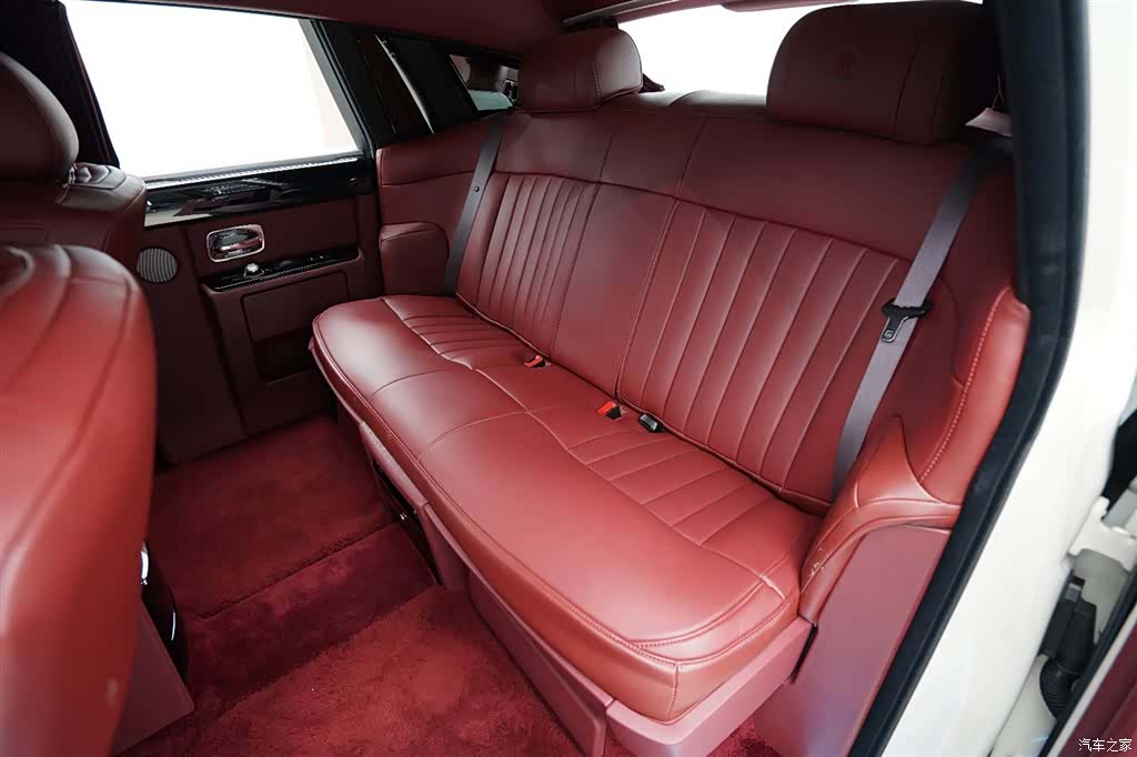 Rolls-Royce Phantom, 2012 16