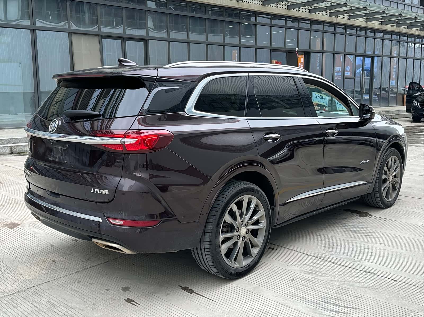 Buick Enclave, 2021 6