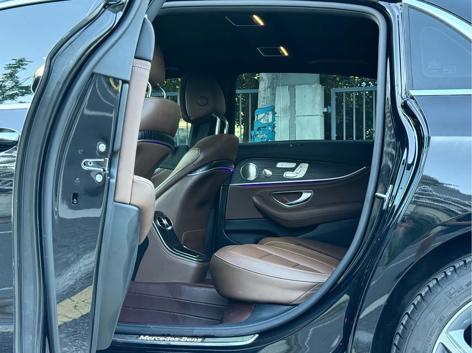 Mercedes-Benz E-Class, 2023 14