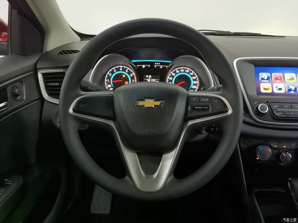 Chevrolet 320, 2018 11
