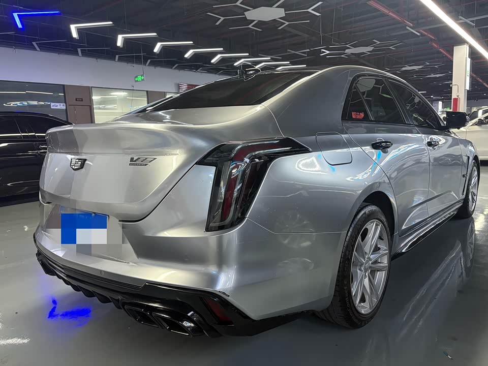 Cadillac CT4