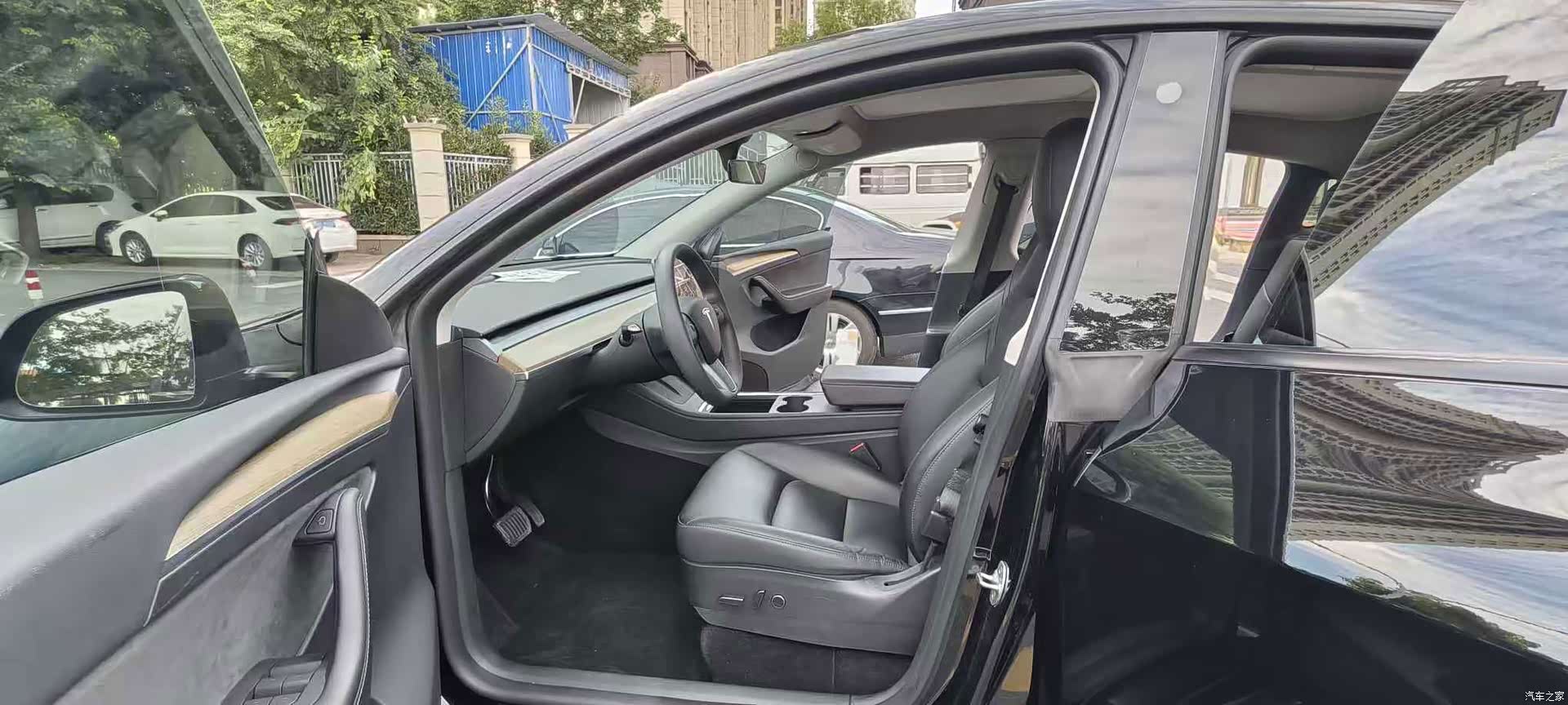 Tesla Model Y, 2022 9