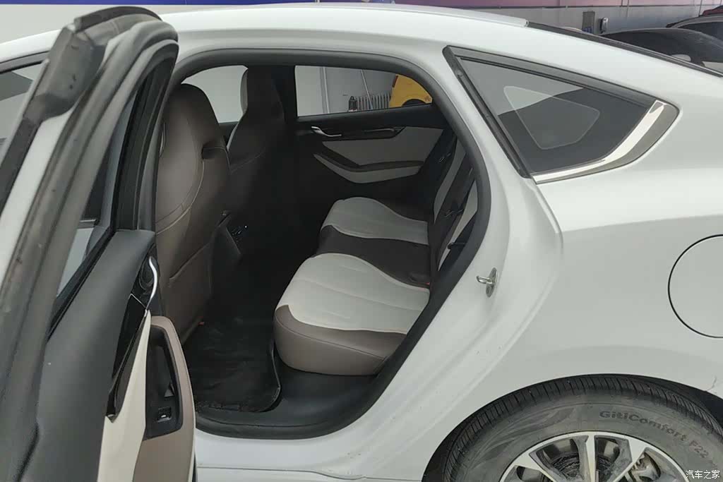 BYD Qin, 2024 11