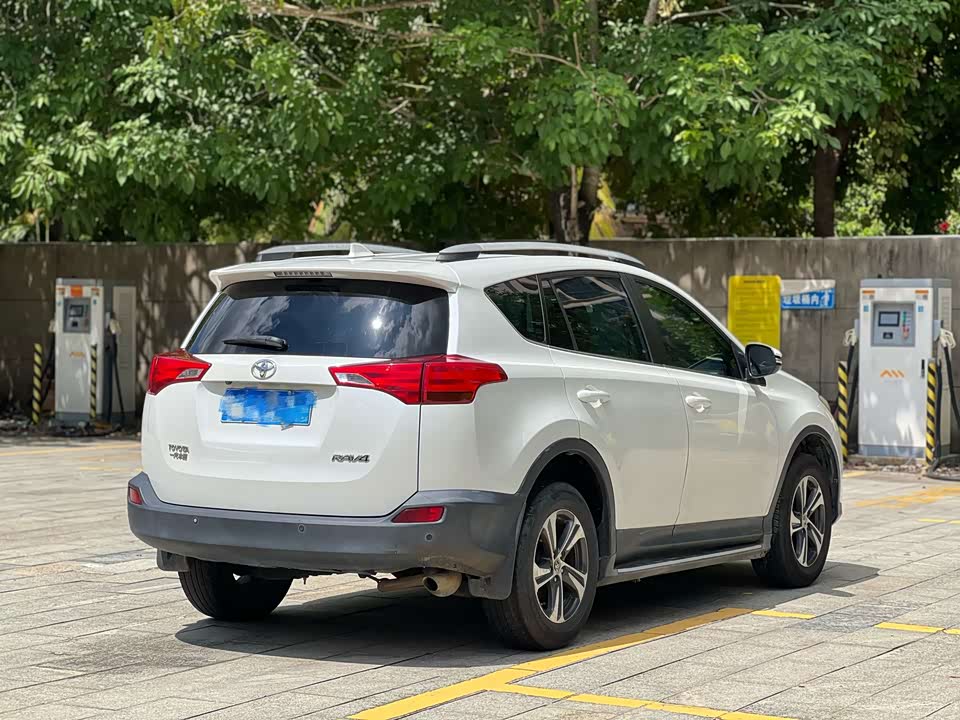 Toyota RAV4 Rongfang