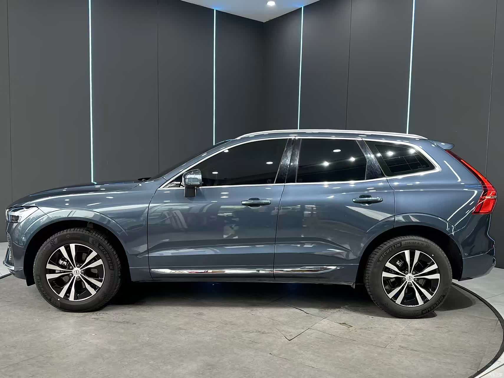 Volvo XC60, 2024 4